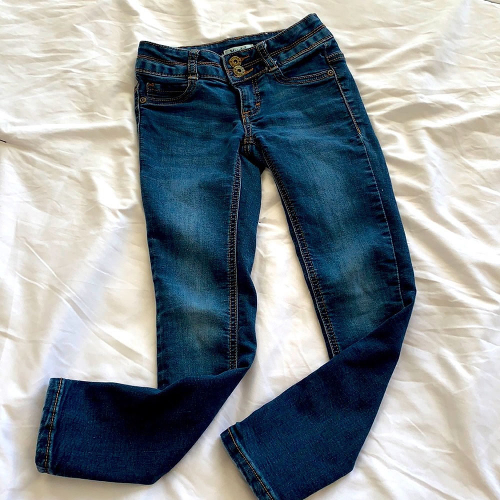 💰3/$40 Mudd skinny jeans little girls size 7